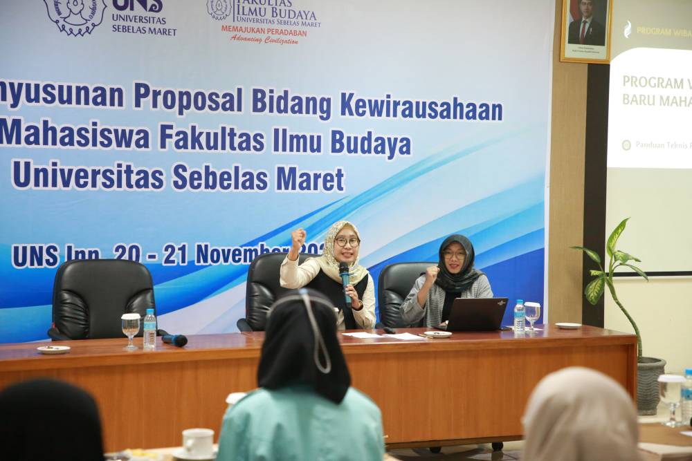 FIB UNS Gelar Pelatihan Penyususnan Proposal Bidang Kewirausahaan bagi Mahasiswa